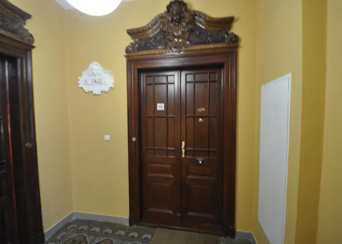 Liliova Apartments